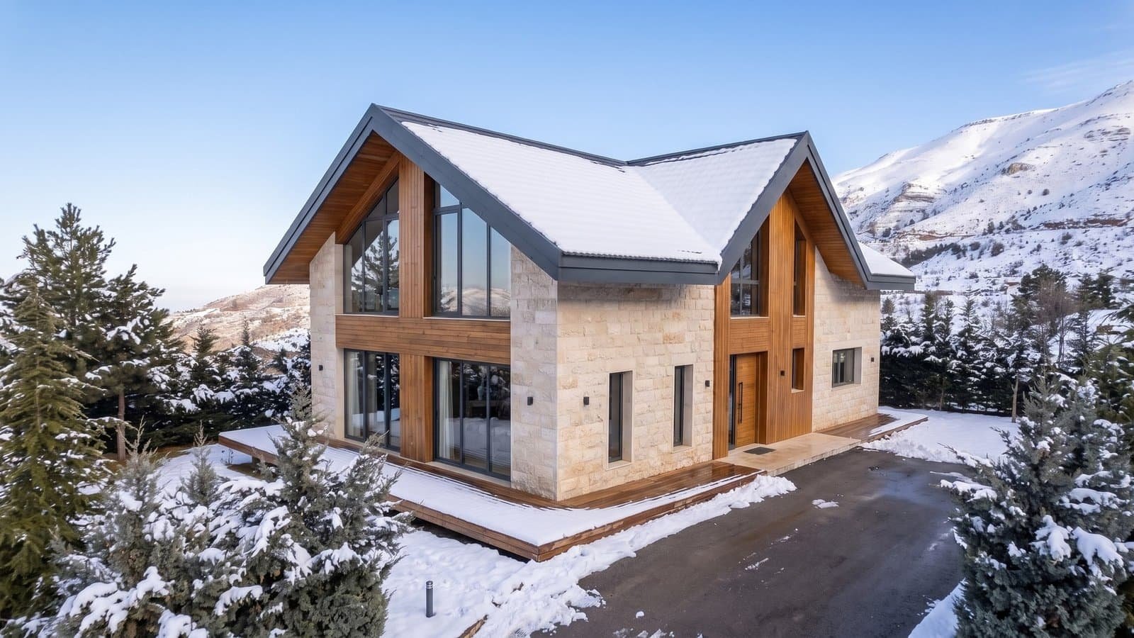 Mountain chalet: before, the original photo